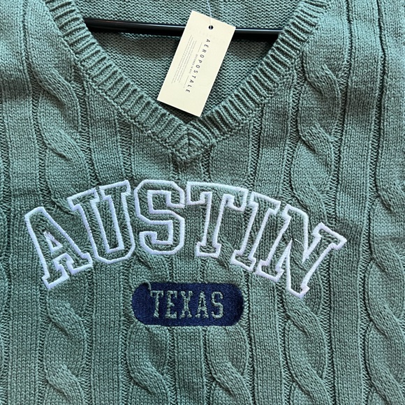 Sweater vest - Picture 3 of 6